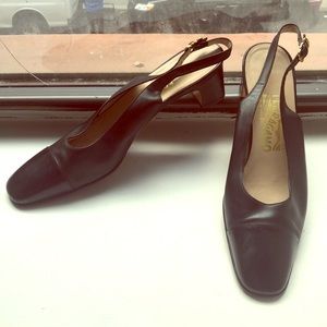 Ferragamo slingback square toe toe cap pumps 8